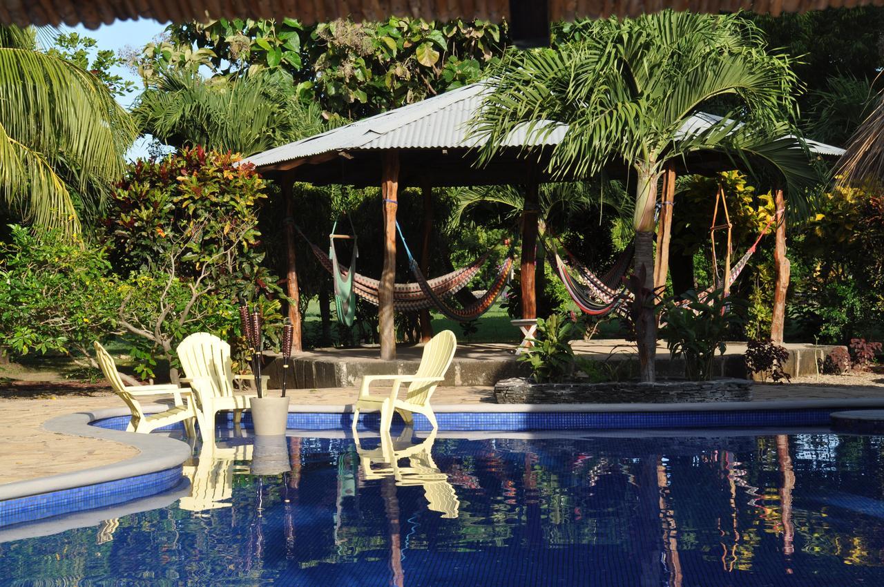 Surf Sanctuary Hotel El Limon Exterior photo