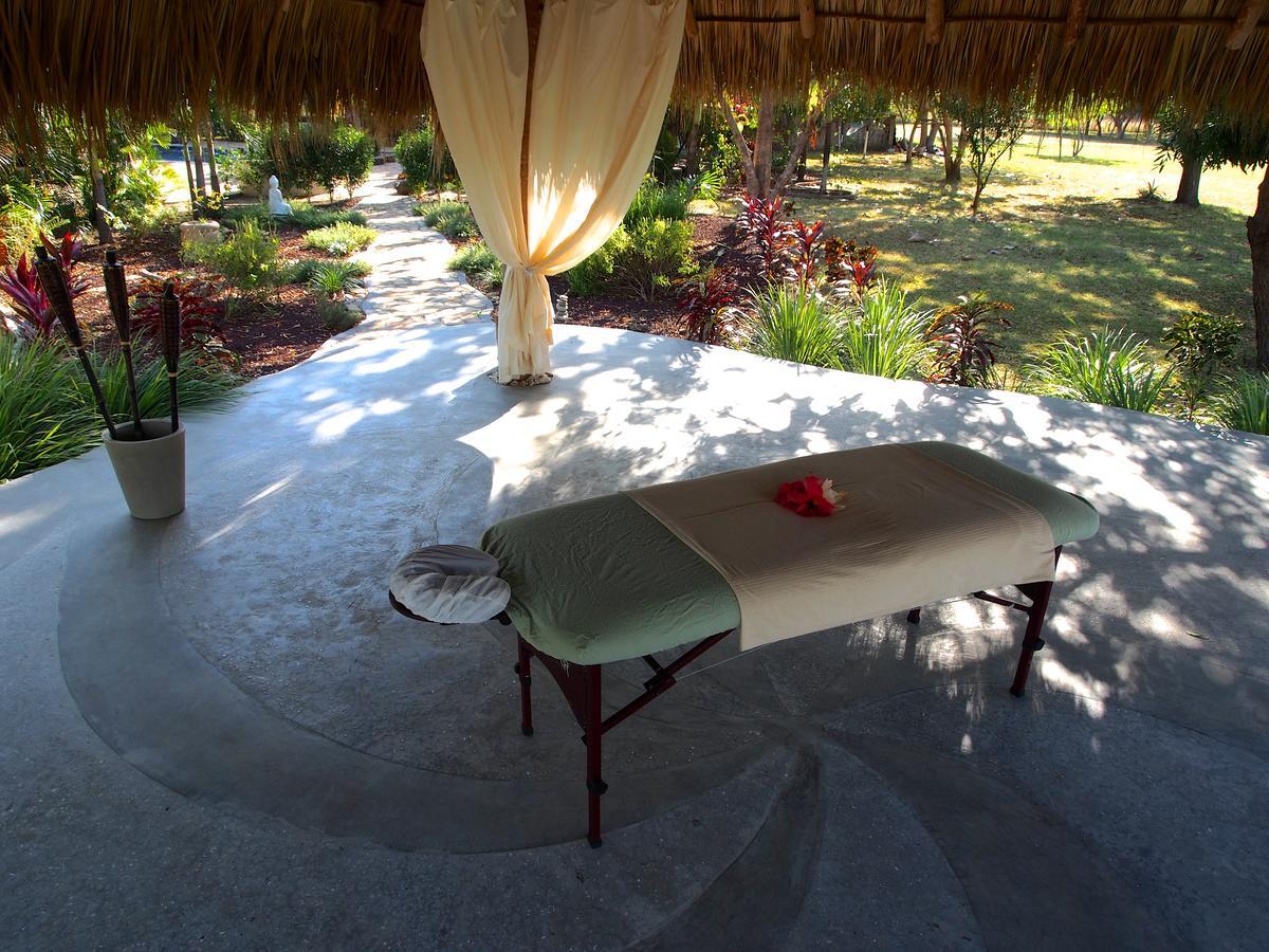 Surf Sanctuary Hotel El Limon Exterior photo